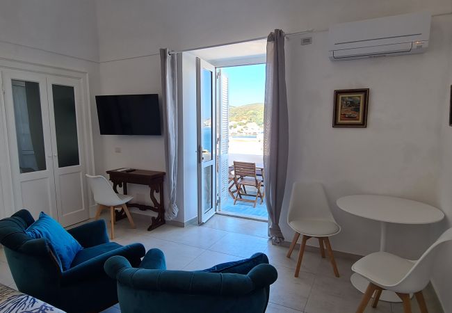 Ferienwohnung in Ponza - Turistcasa - Corso Umberto 110 -