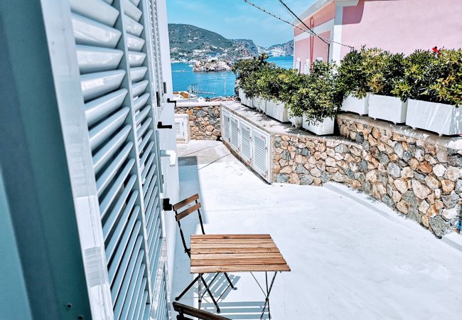 Appartement à Ponza - Turistcasa - Corso Umberto 109 -